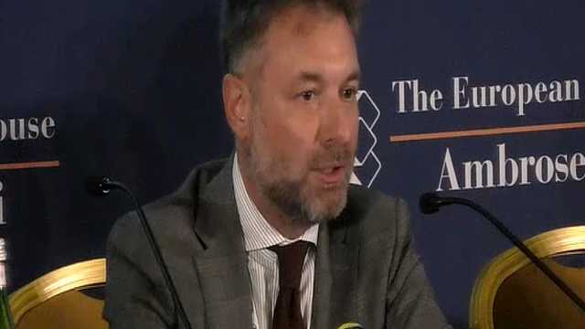 Come l’AI lavora con le Persone, e non contro